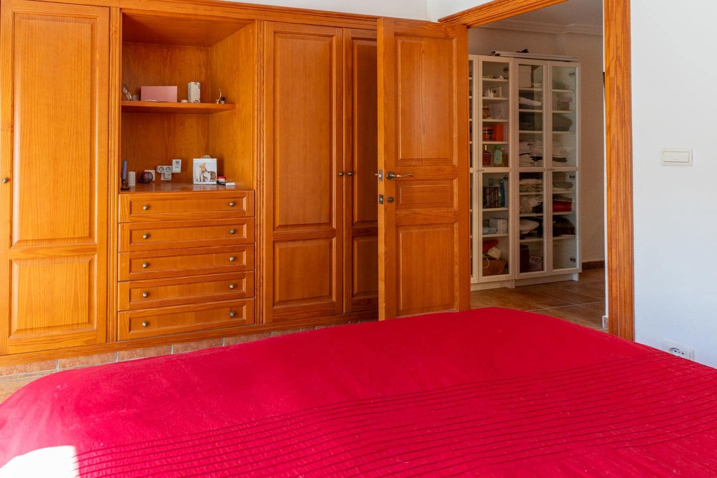 4 sypialnia Willa na sprzedaż w Santa Pola z basenem garażem - 428 000 € (Ref: 10094731)