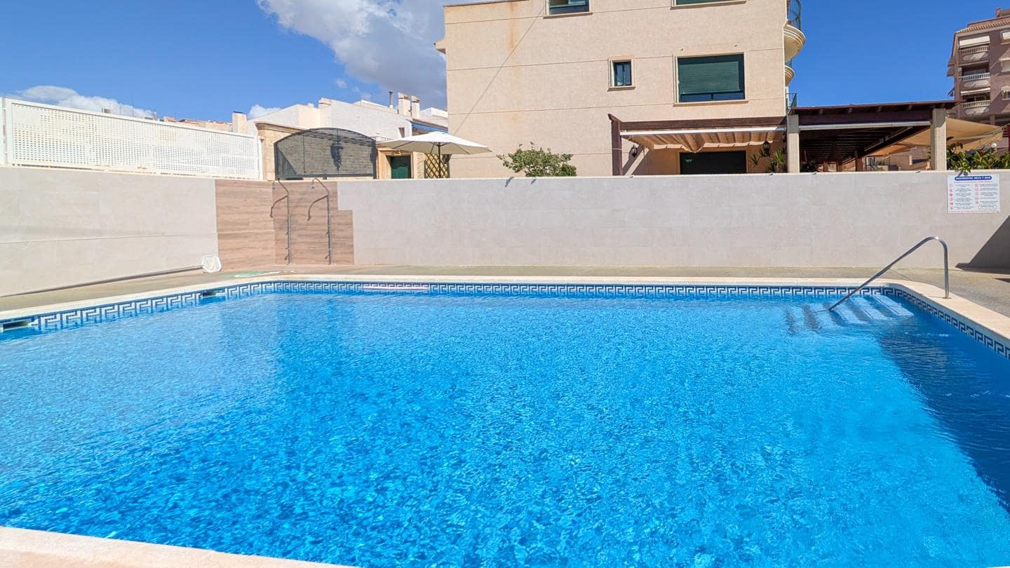 4 sypialnia Willa na sprzedaż w Santa Pola z basenem garażem - 428 000 € (Ref: 10094731)