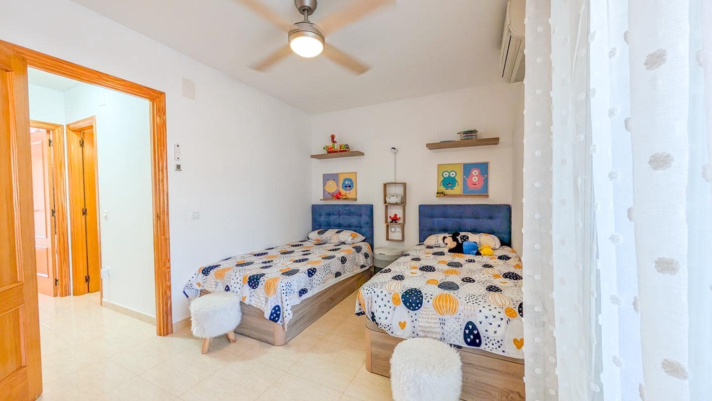 3 chambre Villa/Maison à vendre à Gran Alacant avec piscine garage - 368 000 € (Ref: 10095719)
