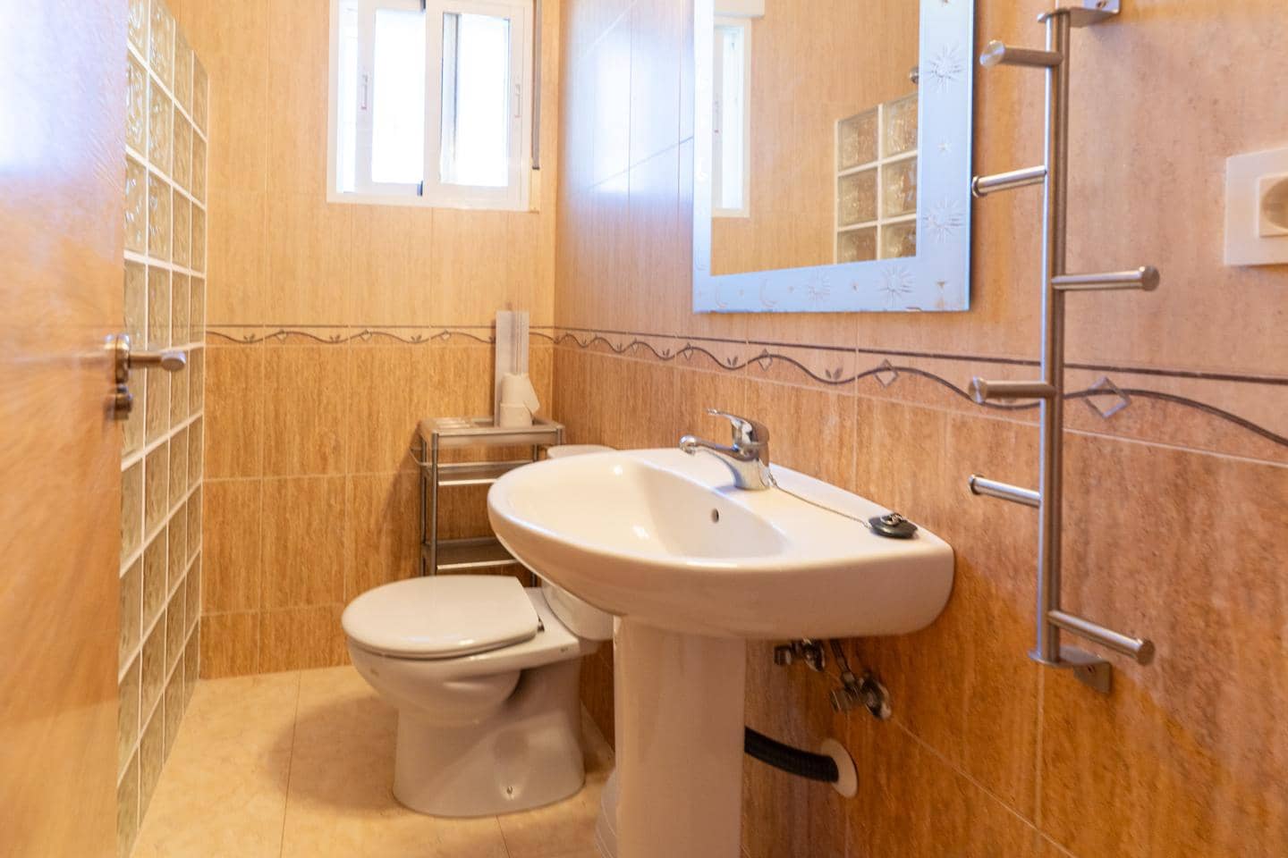 Chalet de 14 habitaciones en Hondón de las Nieves en venta con piscina - 850.000 € (Ref: 10100539)