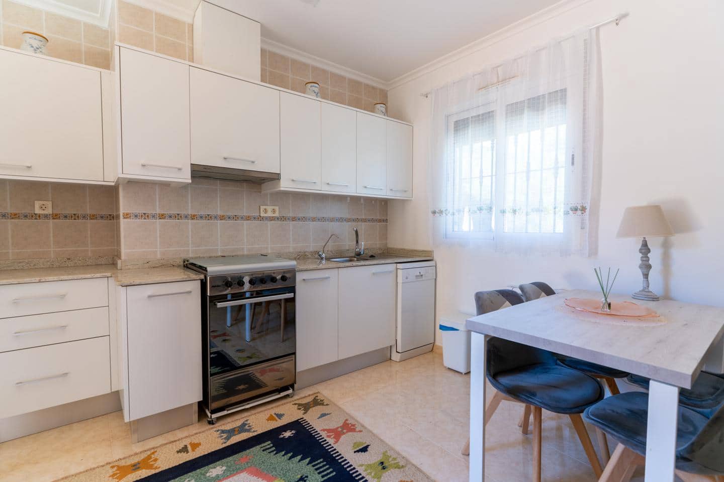 Chalet de 14 habitaciones en Hondón de las Nieves en venta con piscina - 850.000 € (Ref: 10100539)