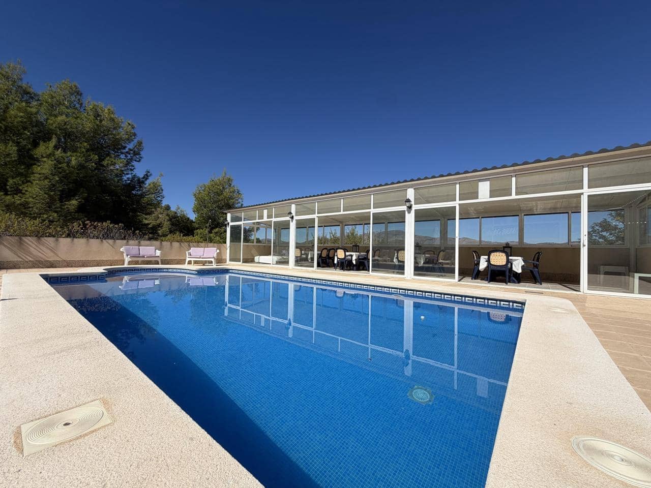 Chalet de 14 habitaciones en Hondón de las Nieves en venta con piscina - 850.000 € (Ref: 10100539)