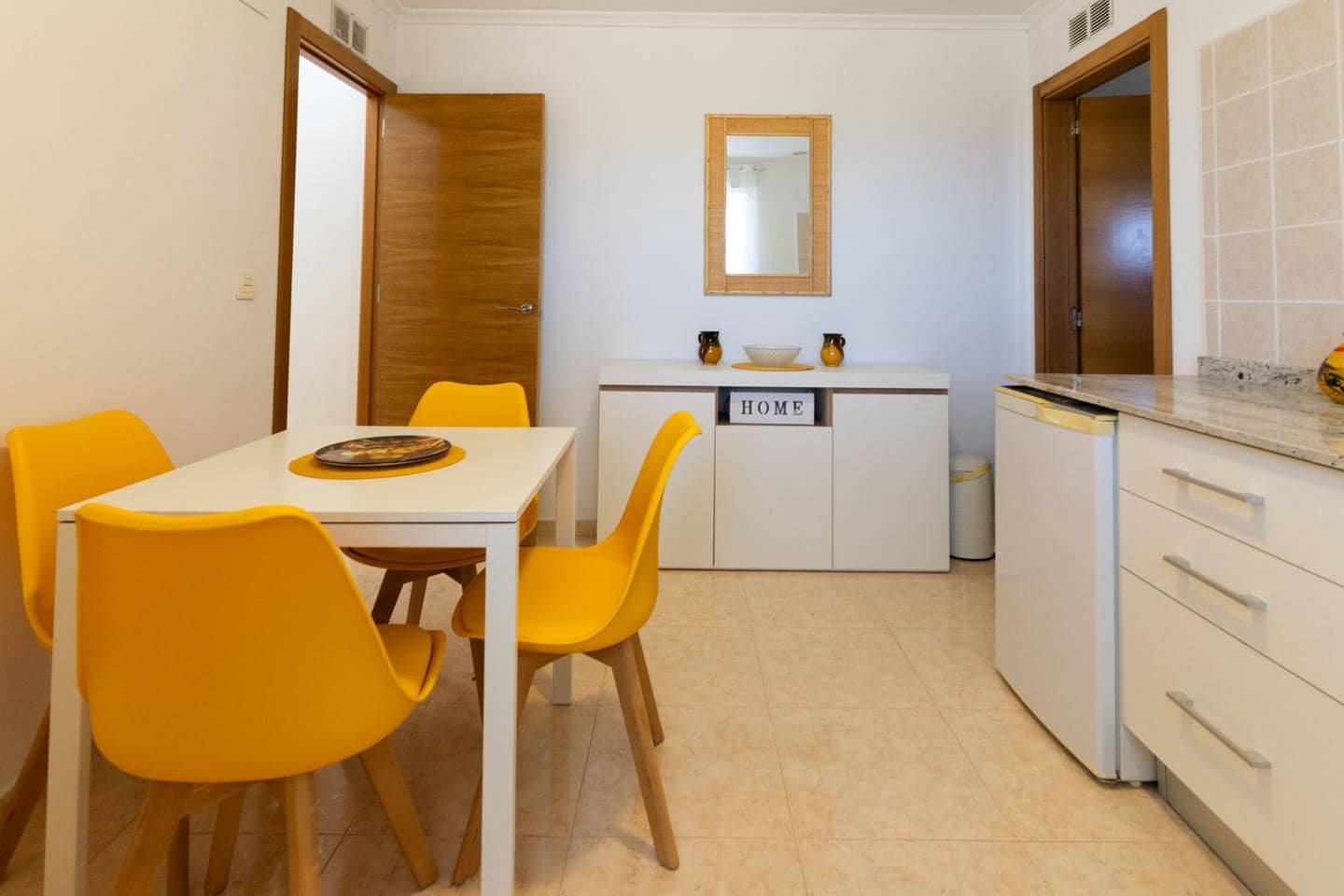 Chalet de 14 habitaciones en Hondón de las Nieves en venta con piscina - 850.000 € (Ref: 10100539)