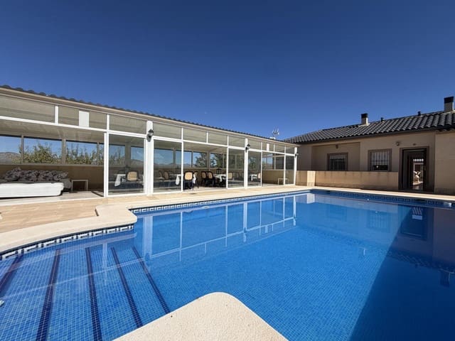 Chalet de 14 habitaciones en Hondón de las Nieves en venta con piscina - 850.000 € (Ref: 10100539)