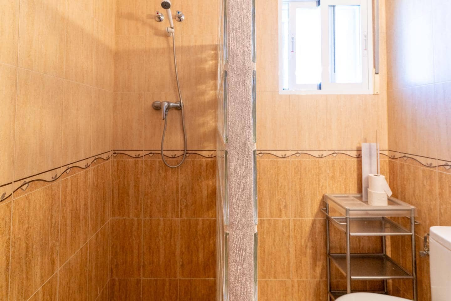 Chalet de 14 habitaciones en Hondón de las Nieves en venta con piscina - 850.000 € (Ref: 10100539)