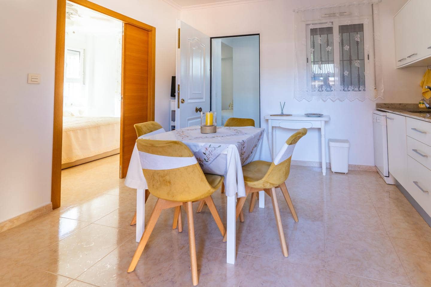 Chalet de 14 habitaciones en Hondón de las Nieves en venta con piscina - 850.000 € (Ref: 10100539)