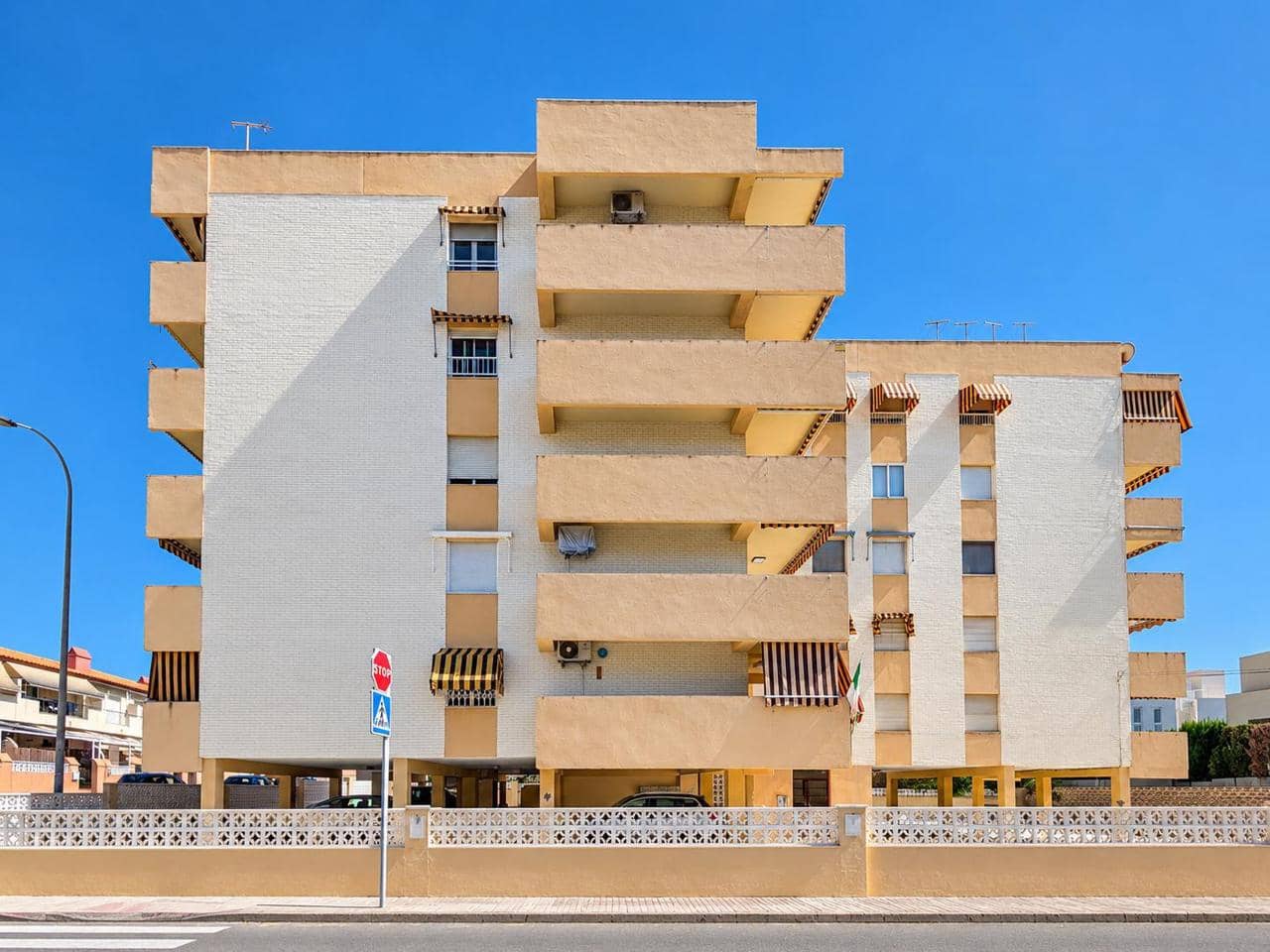 3 soveværelse Lejlighed til salg i Santa Pola med garage - € 430.000 (Ref: 10120772)