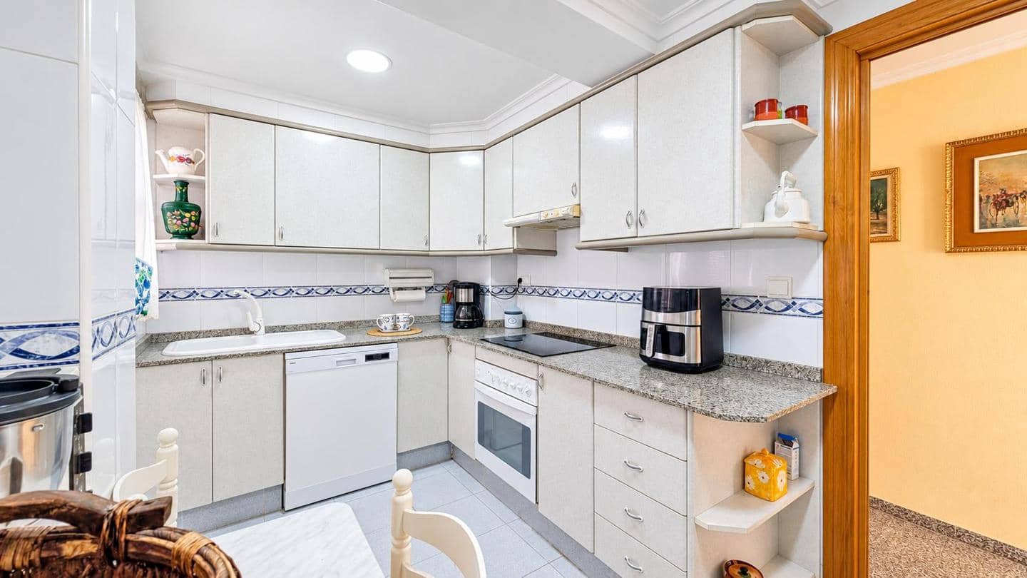 3 soveværelse Lejlighed til salg i Santa Pola med garage - € 430.000 (Ref: 10120772)