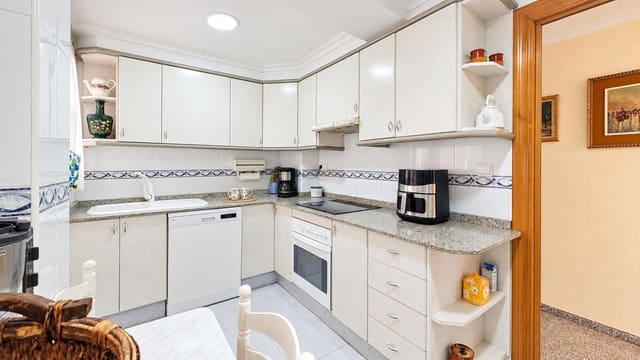 3 soveværelse Lejlighed til salg i Calas Santiago Bernabéu, Santa Pola med garage - € 430.000 (Ref: 10120772)