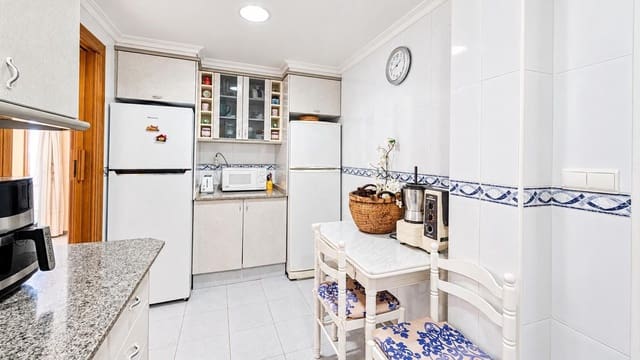 3 soveværelse Lejlighed til salg i Calas Santiago Bernabéu, Santa Pola med garage - € 430.000 (Ref: 10120772)