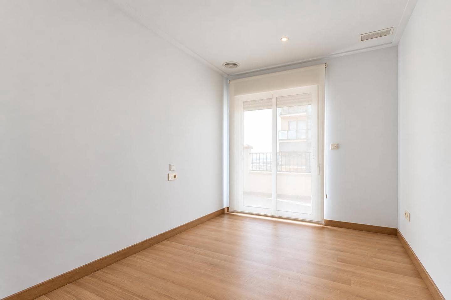 3 chambre Appartement à vendre à Elche / Elx avec piscine garage - 349 000 € (Ref: 10121121)