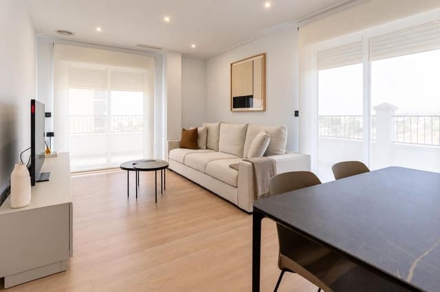 3 bedroom Flat for sale in Carrús Oest - El Toscar, Elche / Elx with pool garage - € 349,000 (Ref: 10121121)