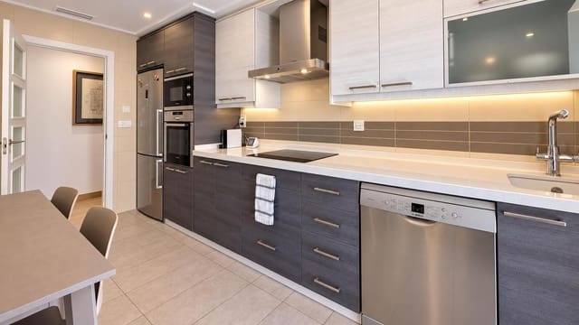 3 bedroom Flat for sale in Carrús Oest - El Toscar, Elche / Elx with pool garage - € 349,000 (Ref: 10121121)