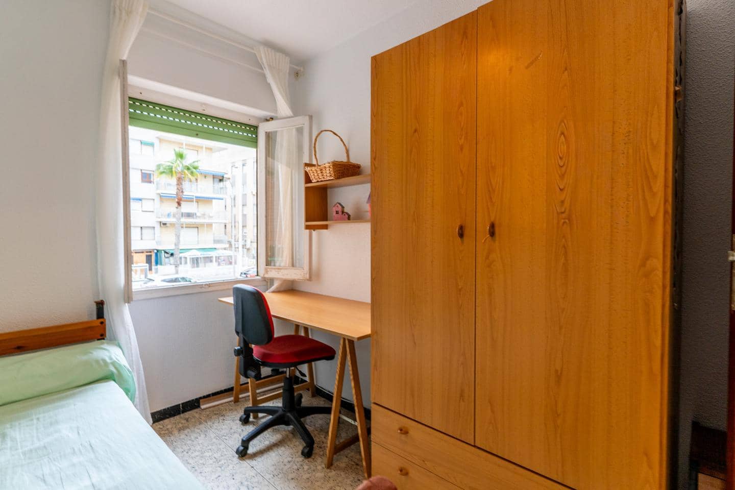 6 makuuhuone Asunto myytävänä paikassa Santa Pola mukana 
autotalli - 279 000 € (Ref: 10130446)