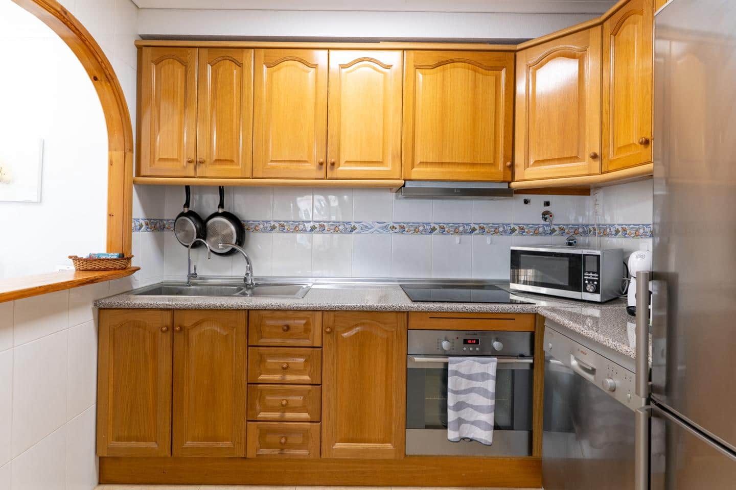 Chalet de 2 habitaciones en Gran Alacant en venta con piscina garaje - 335.000 € (Ref: 10130832)