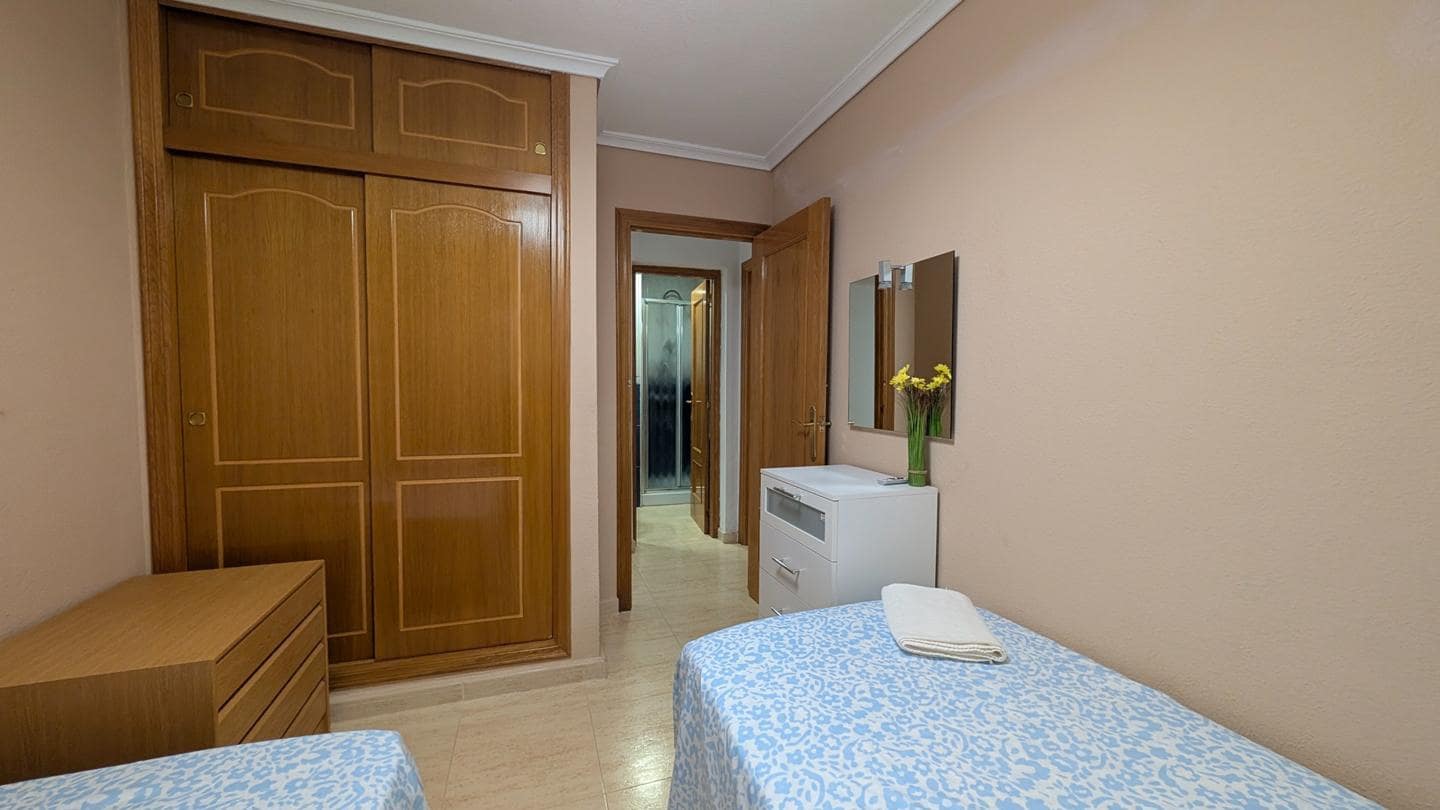 Chalet de 2 habitaciones en Gran Alacant en venta con piscina garaje - 335.000 € (Ref: 10130832)