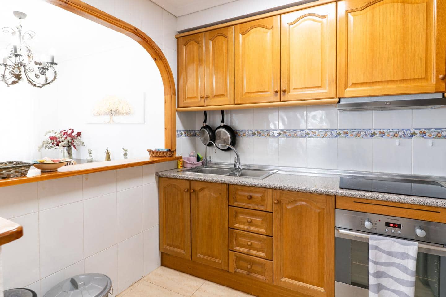 Chalet de 2 habitaciones en Gran Alacant en venta con piscina garaje - 335.000 € (Ref: 10130832)