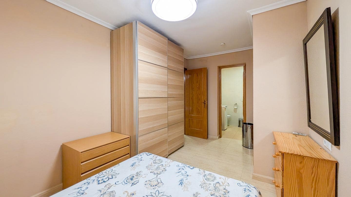 Chalet de 2 habitaciones en Gran Alacant en venta con piscina garaje - 335.000 € (Ref: 10130832)