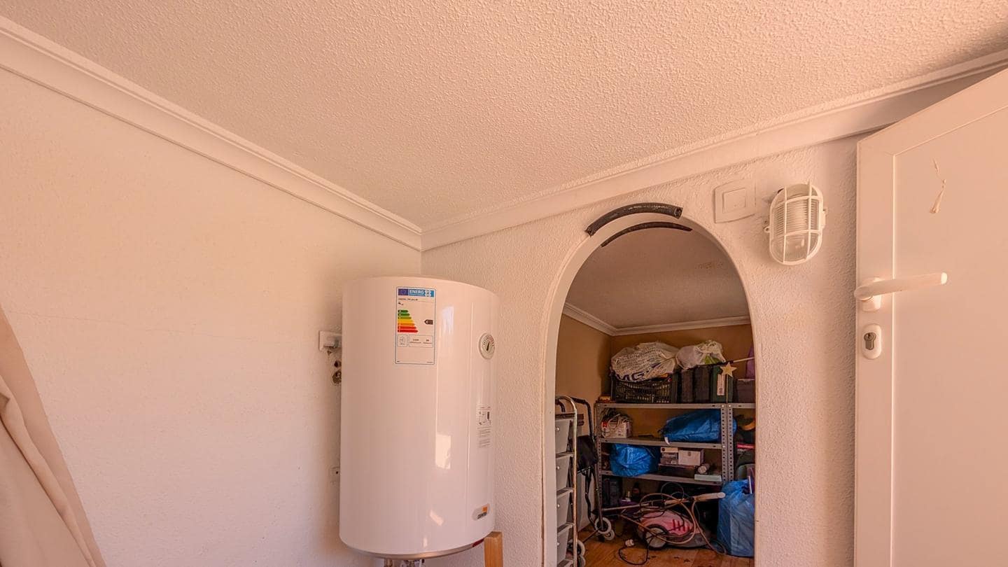 Chalet de 2 habitaciones en Gran Alacant en venta con piscina garaje - 335.000 € (Ref: 10130832)