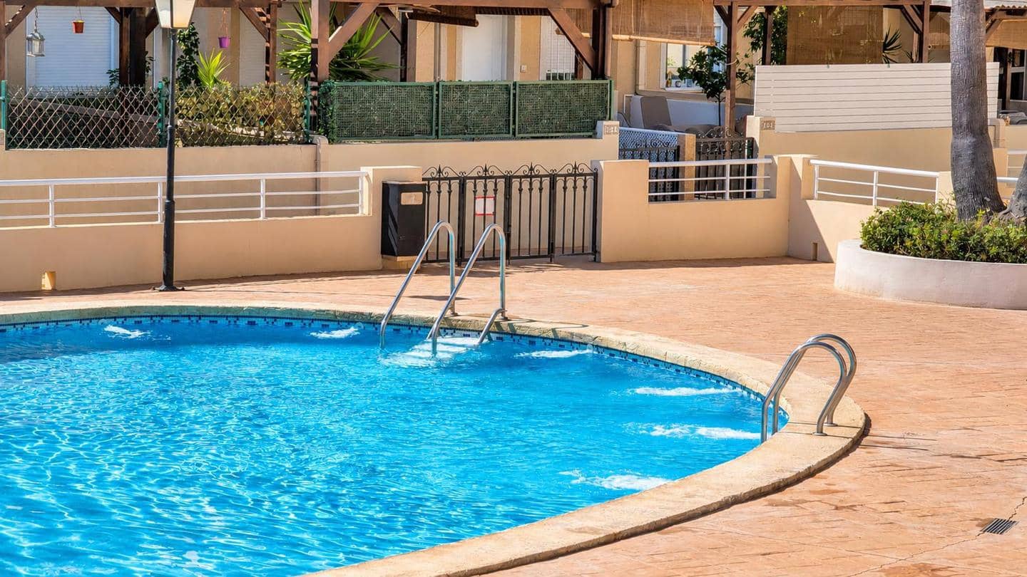3 soveværelse Villa til salg i Santa Pola med swimmingpool garage - € 314.900 (Ref: 10136730)