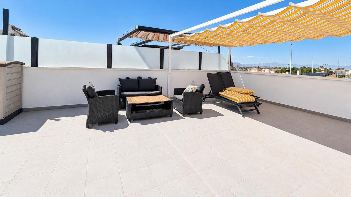 2 Zimmer Villa zu verkaufen in Gran Alacant mit Pool Garage - 210.000 € (Ref: 10136731)