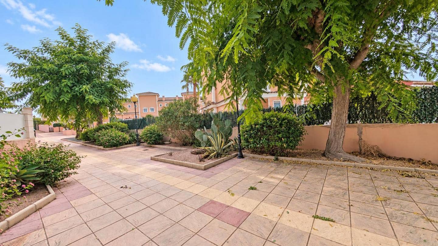 2 Zimmer Villa zu verkaufen in Gran Alacant mit Pool Garage - 210.000 € (Ref: 10136731)