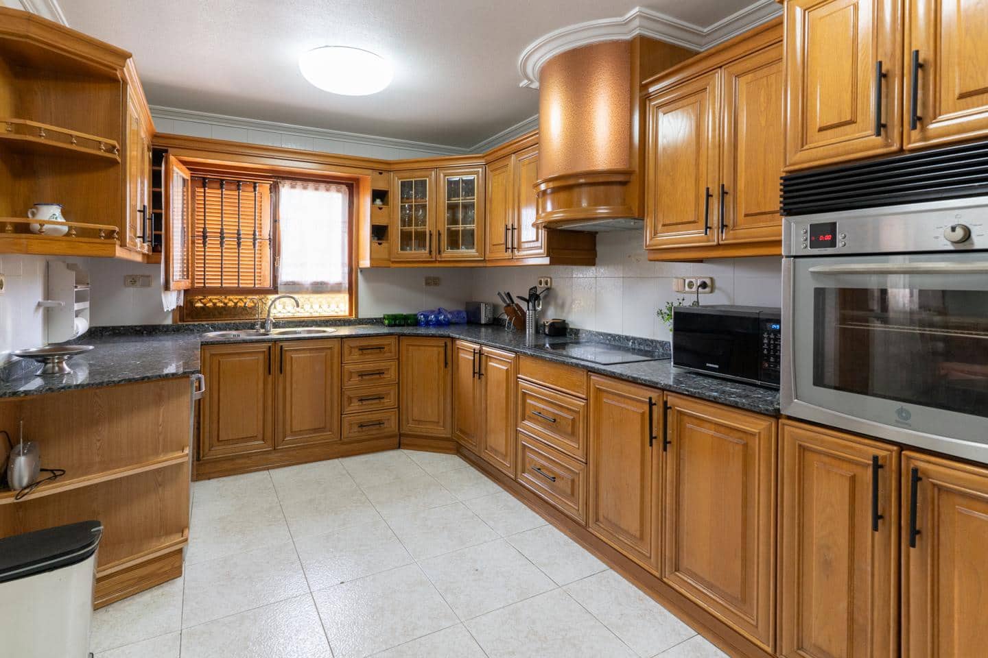 4 bedroom Villa for sale in Santa Pola with pool garage - € 515,000 (Ref: 10158333)