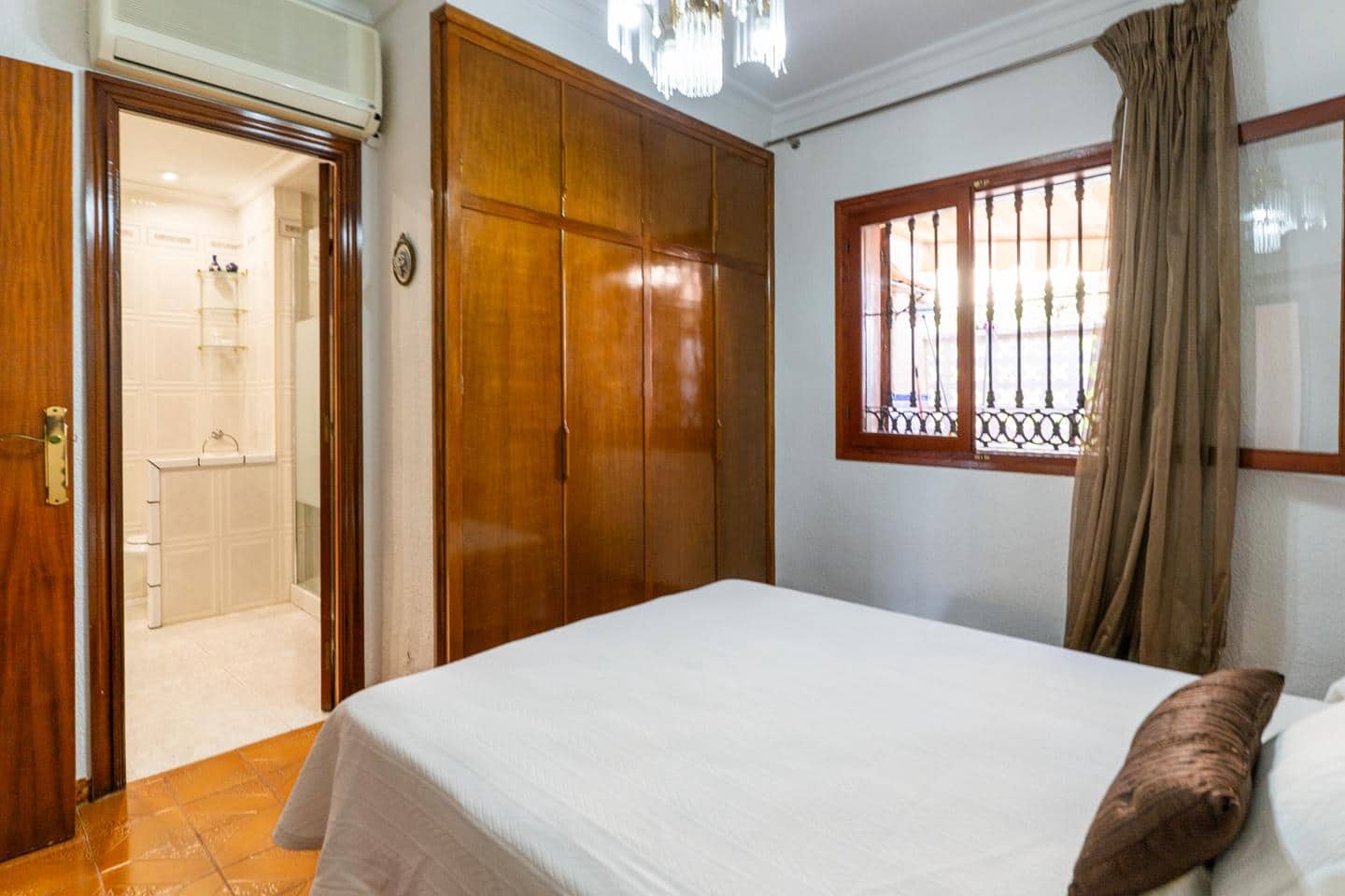 4 bedroom Villa for sale in Santa Pola with pool garage - € 515,000 (Ref: 10158333)
