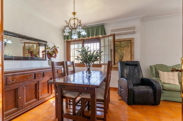 4 bedroom Villa for sale in Norte, Santa Pola with pool garage - € 515,000 (Ref: 10158333)