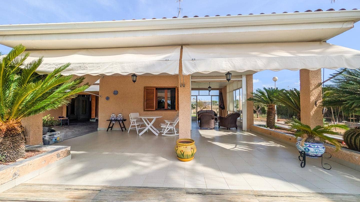 4 bedroom Villa for sale in Santa Pola with pool garage - € 515,000 (Ref: 10158333)