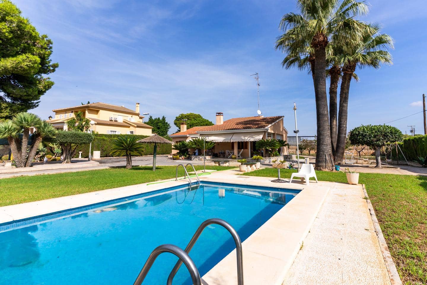 4 bedroom Villa for sale in Santa Pola with pool garage - € 515,000 (Ref: 10158333)