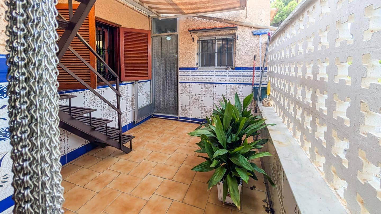4 bedroom Villa for sale in Santa Pola with pool garage - € 515,000 (Ref: 10158333)