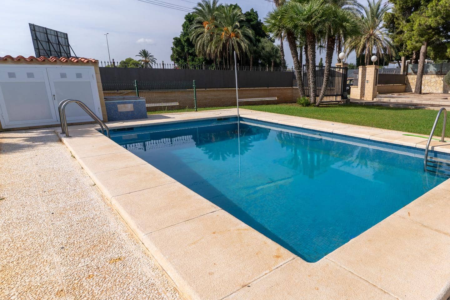 4 bedroom Villa for sale in Santa Pola with pool garage - € 515,000 (Ref: 10158333)