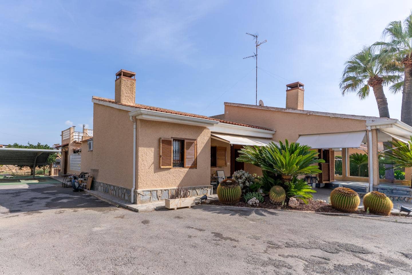 4 bedroom Villa for sale in Santa Pola with pool garage - € 515,000 (Ref: 10158333)