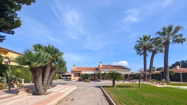 4 bedroom Villa for sale in Norte, Santa Pola with pool garage - € 515,000 (Ref: 10158333)