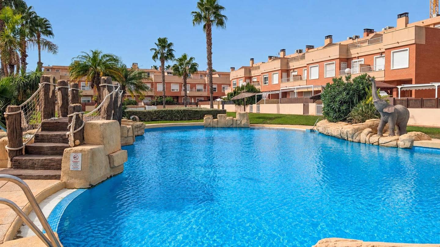 3 chambre Villa/Maison à vendre à Gran Alacant avec piscine garage - 339 000 € (Ref: 10169320)