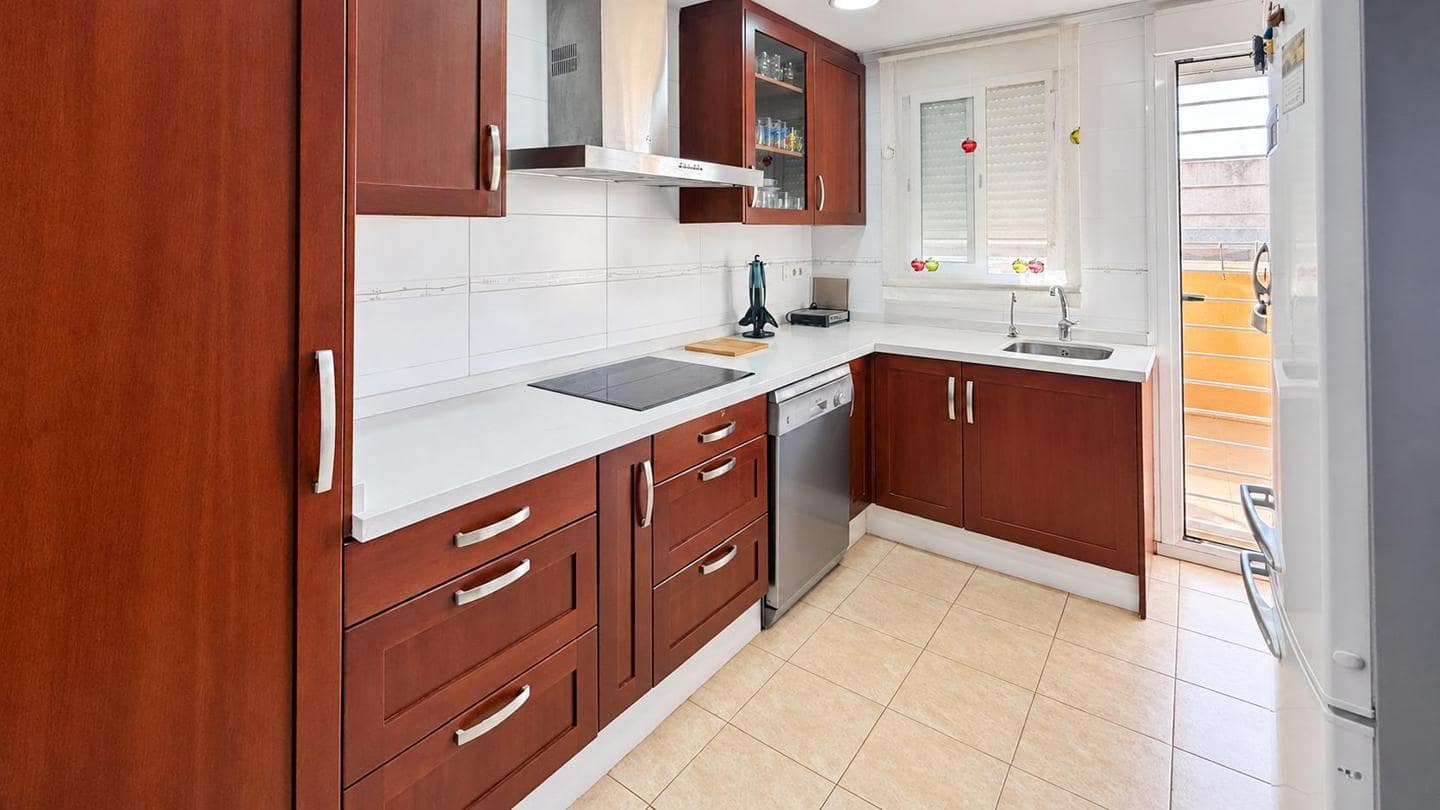 4 sypialnia Mieszkanie na sprzedaż w Torrevieja z garażem - 319 000 € (Ref: 10172114)