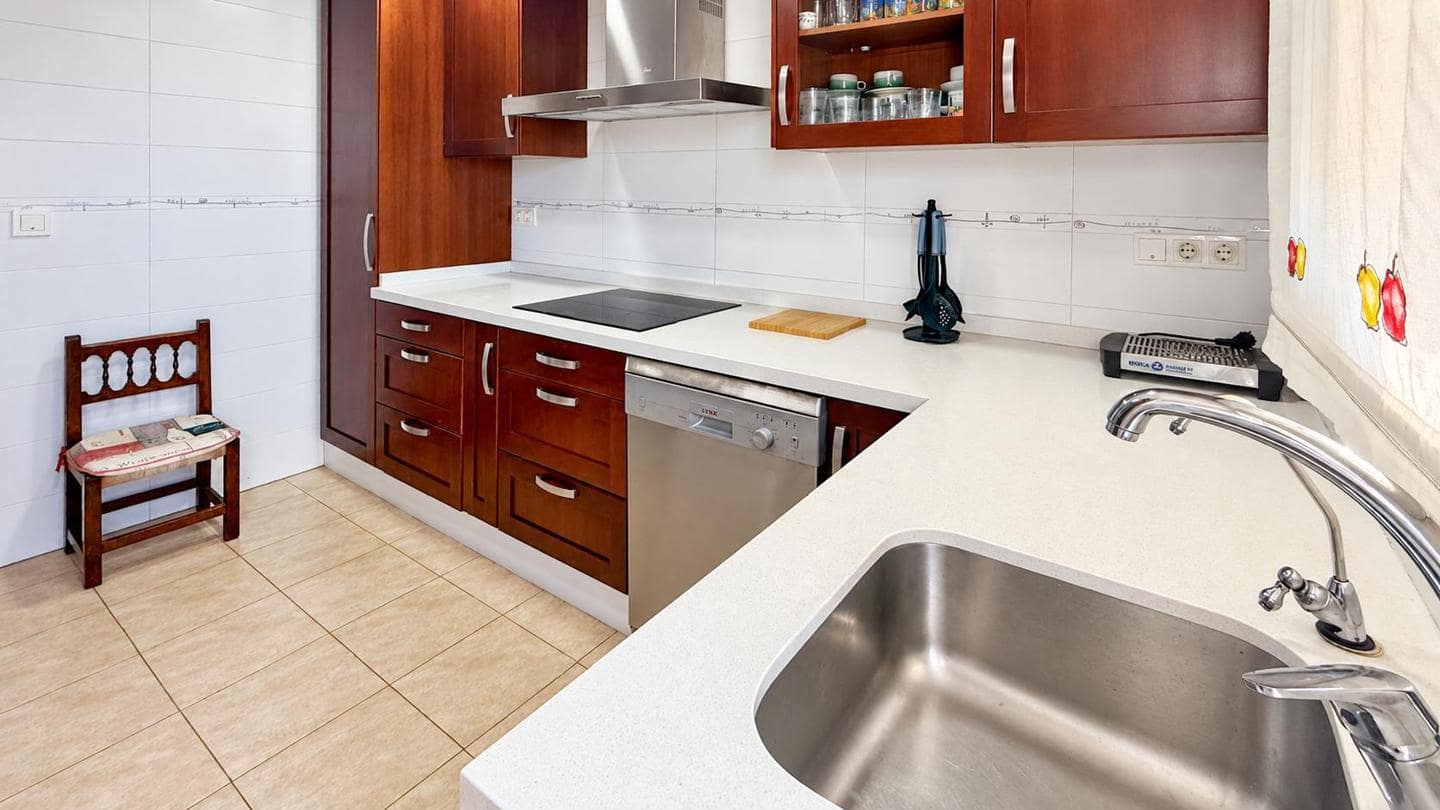 4 sypialnia Mieszkanie na sprzedaż w Torrevieja z garażem - 319 000 € (Ref: 10172114)