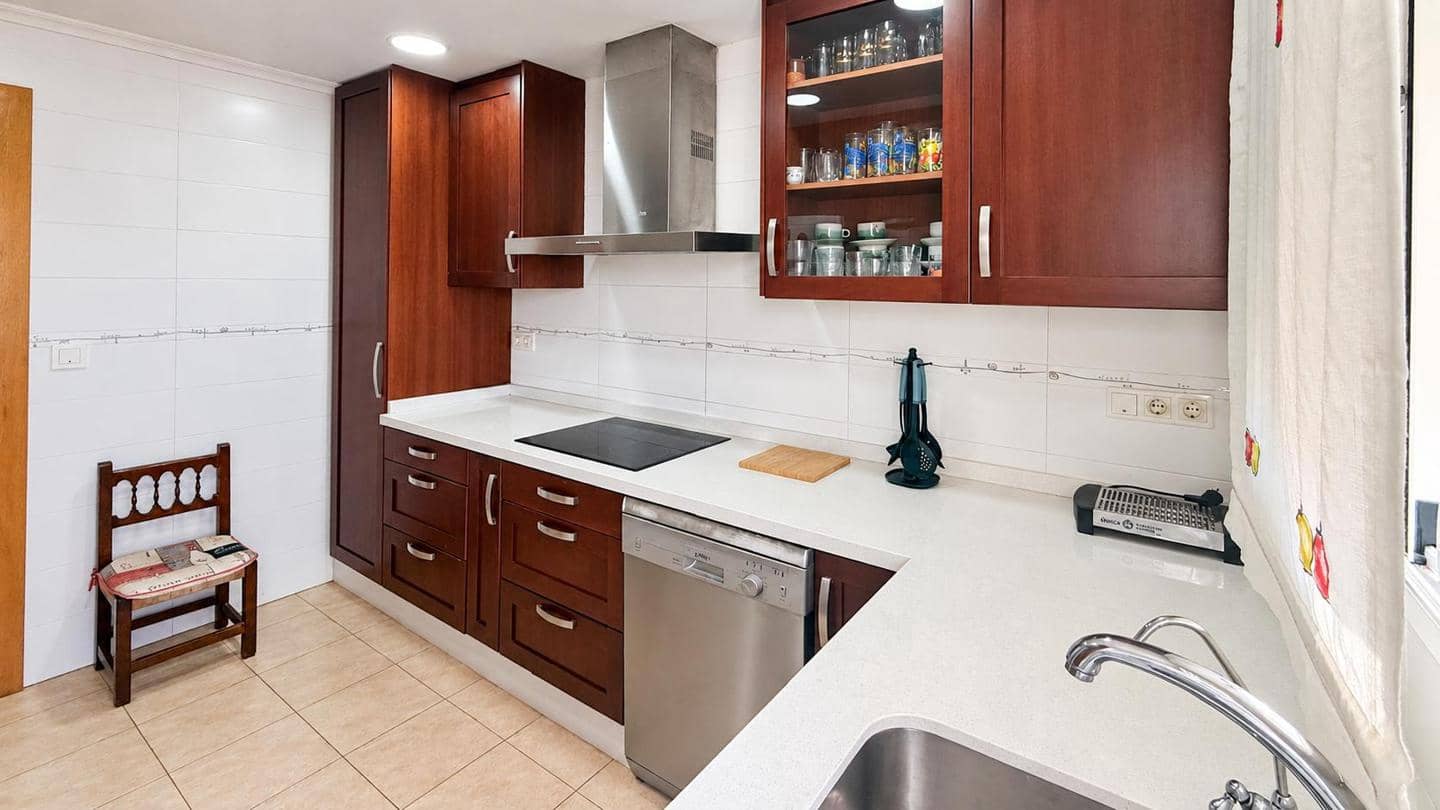 4 sypialnia Mieszkanie na sprzedaż w Torrevieja z garażem - 319 000 € (Ref: 10172114)
