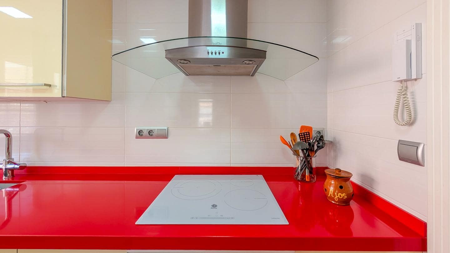 2 sypialnia Mieszkanie na sprzedaż w Santa Pola z basenem garażem - 270 000 € (Ref: 10172757)