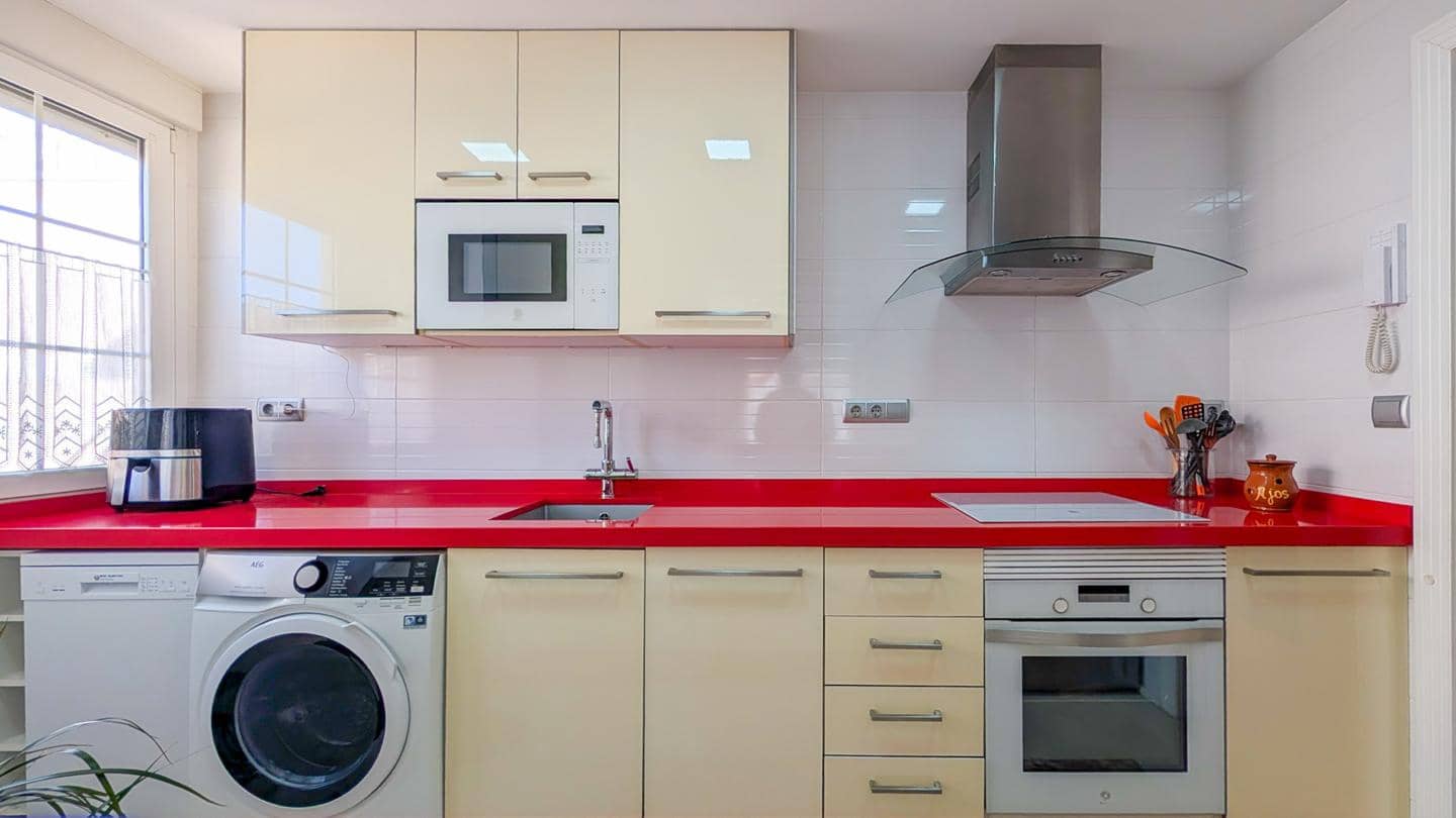 2 sypialnia Mieszkanie na sprzedaż w Santa Pola z basenem garażem - 270 000 € (Ref: 10172757)