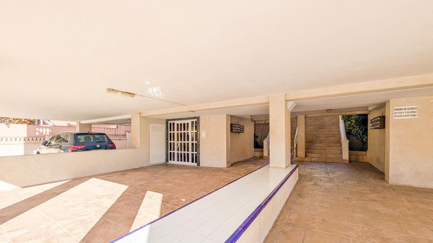 2 sypialnia Mieszkanie na sprzedaż w Santa Pola z basenem garażem - 270 000 € (Ref: 10172757)