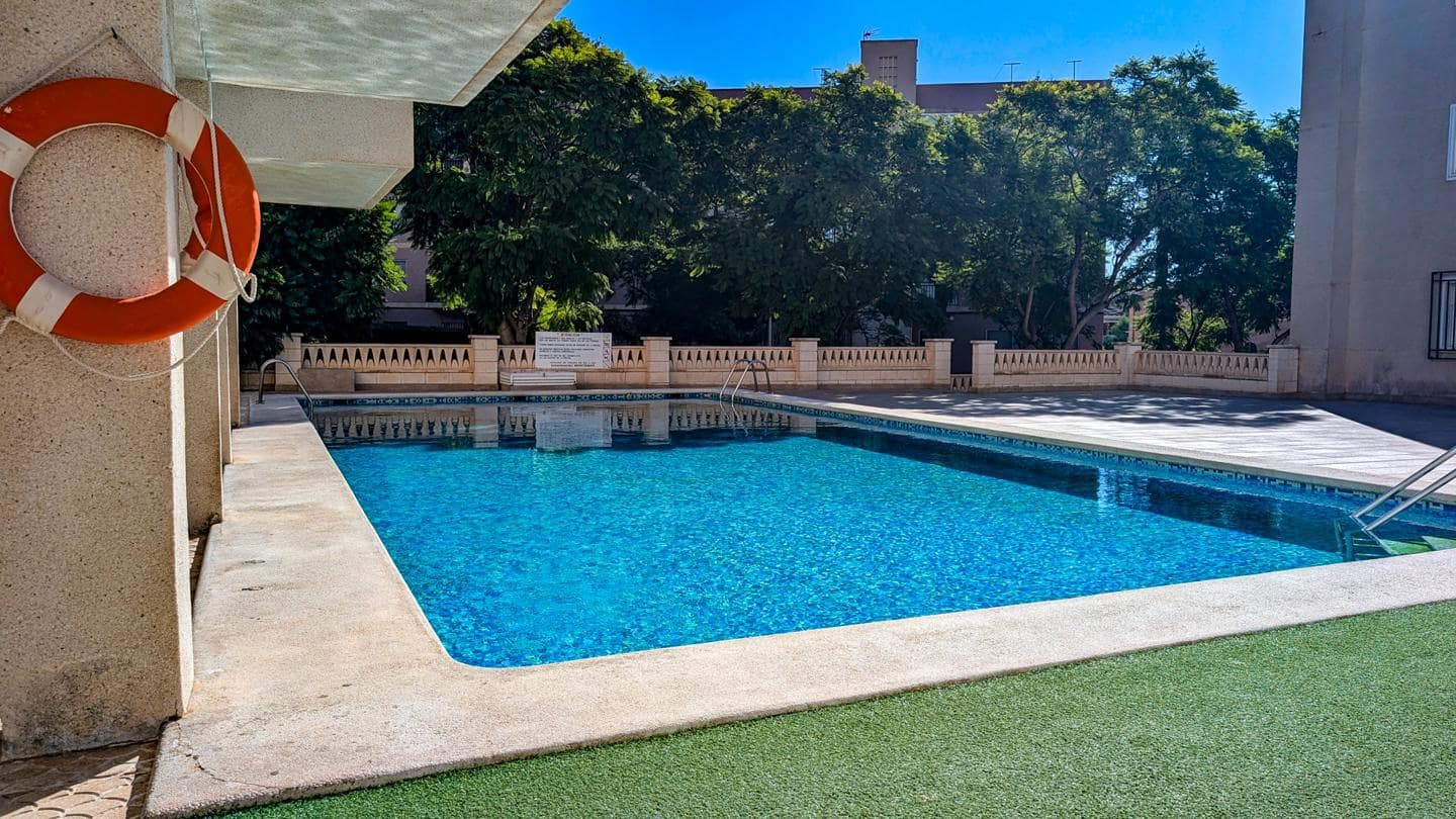 2 sypialnia Mieszkanie na sprzedaż w Santa Pola z basenem garażem - 270 000 € (Ref: 10172757)