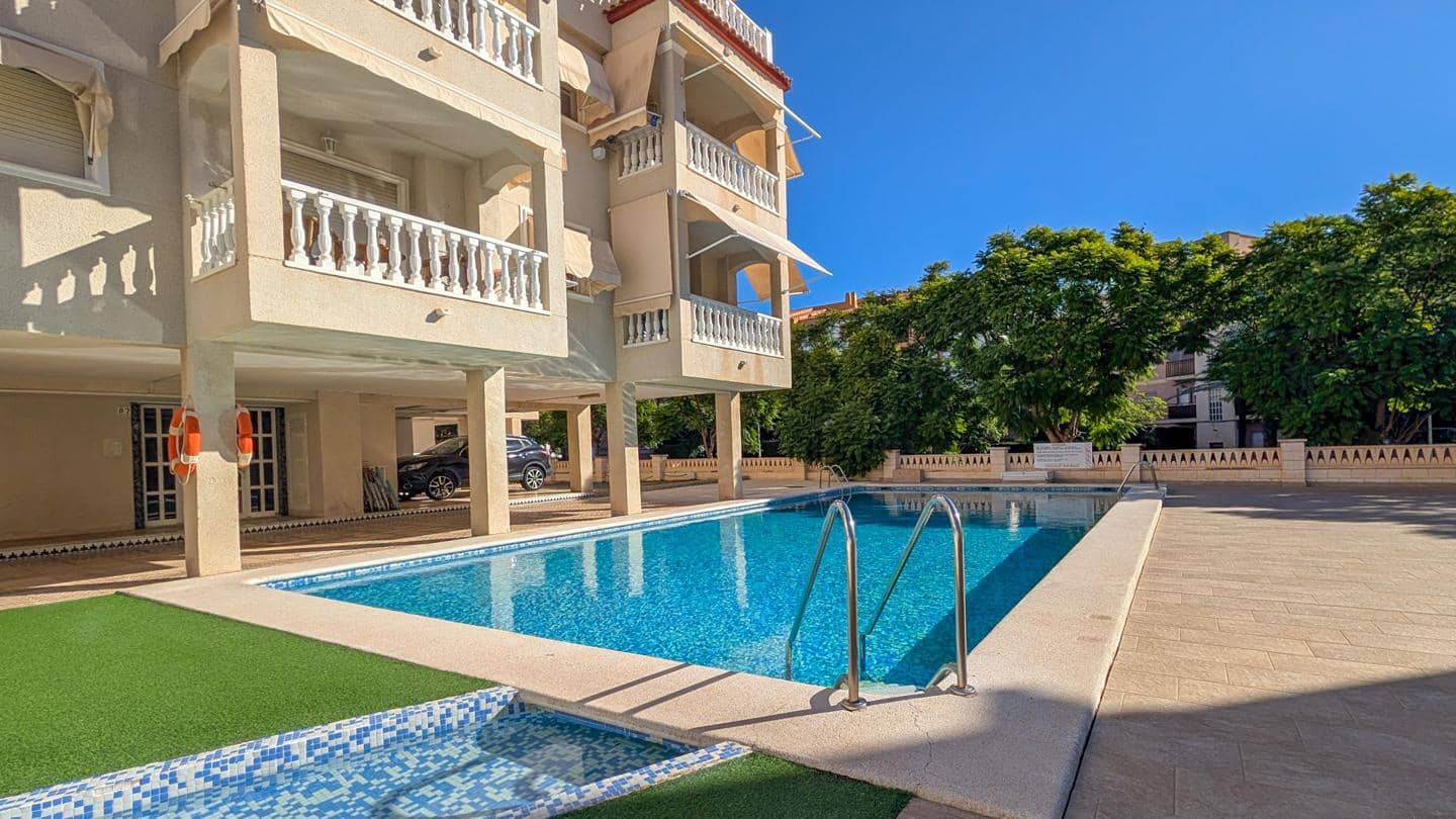 2 sypialnia Mieszkanie na sprzedaż w Santa Pola z basenem garażem - 270 000 € (Ref: 10172757)