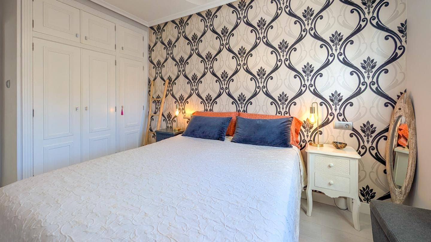 2 sypialnia Mieszkanie na sprzedaż w Santa Pola z basenem garażem - 270 000 € (Ref: 10172757)