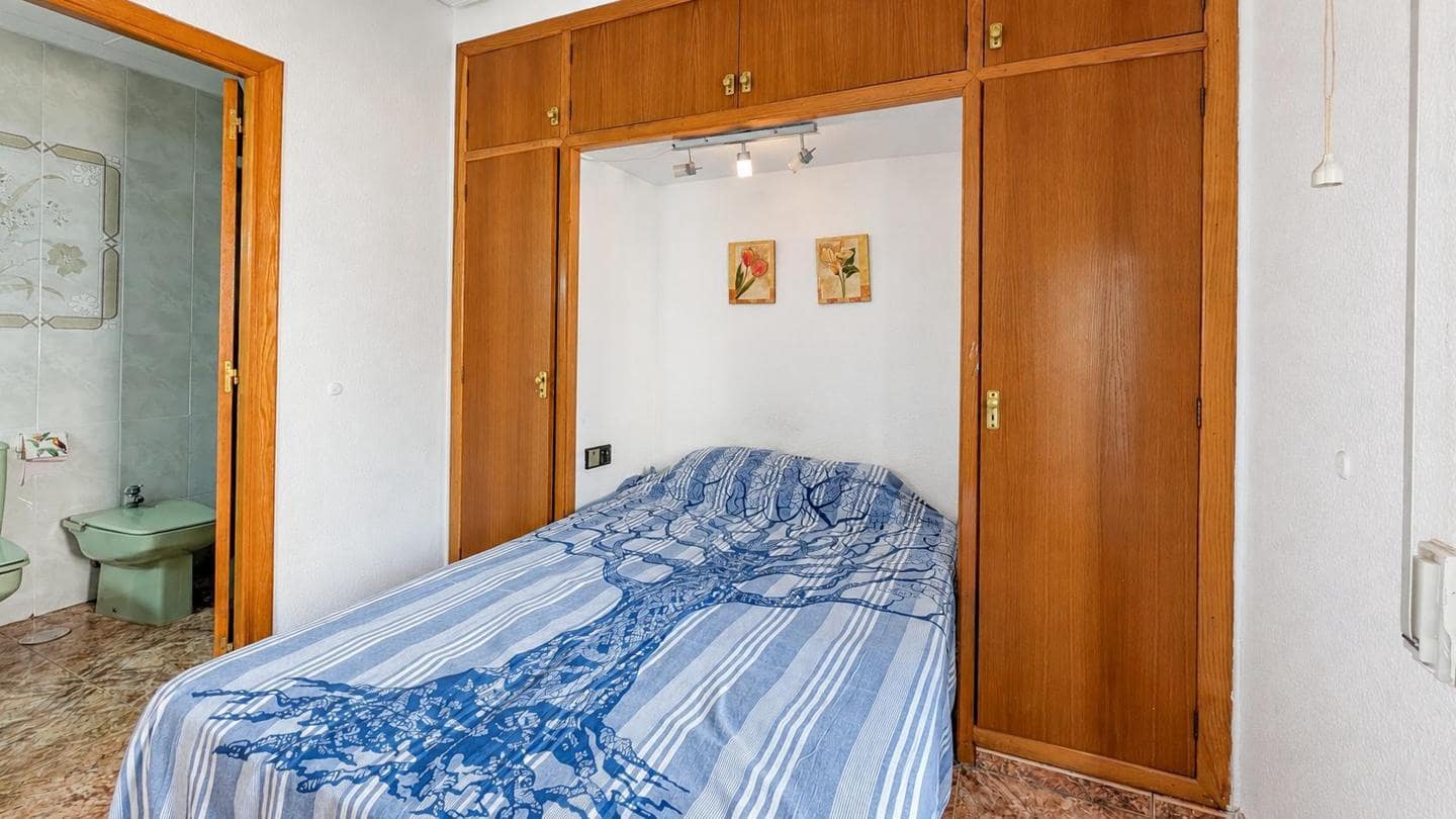 1 bedroom Flat for sale in Santa Pola with garage - € 137,000 (Ref: 10182106)