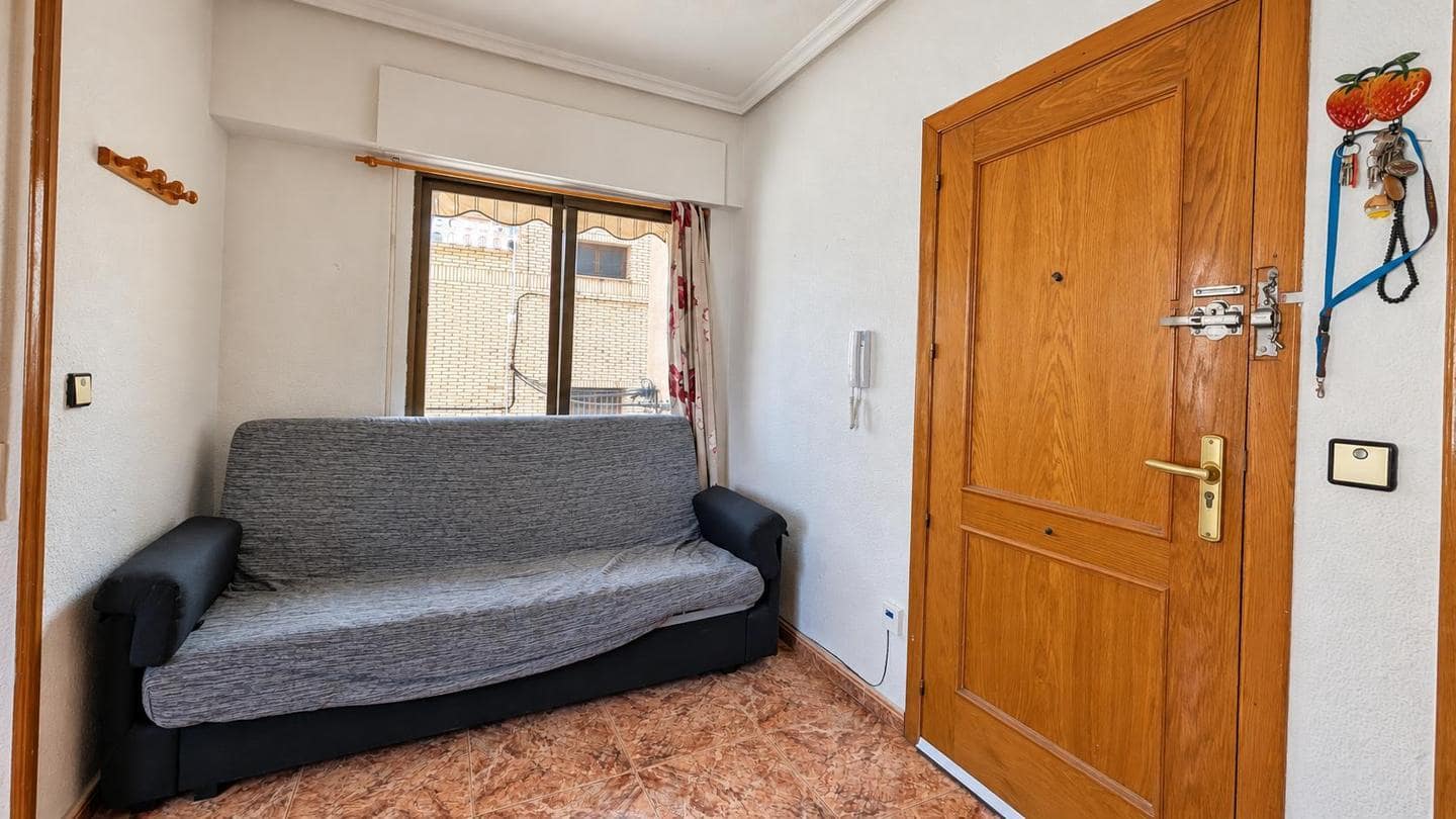 1 bedroom Flat for sale in Santa Pola with garage - € 137,000 (Ref: 10182106)