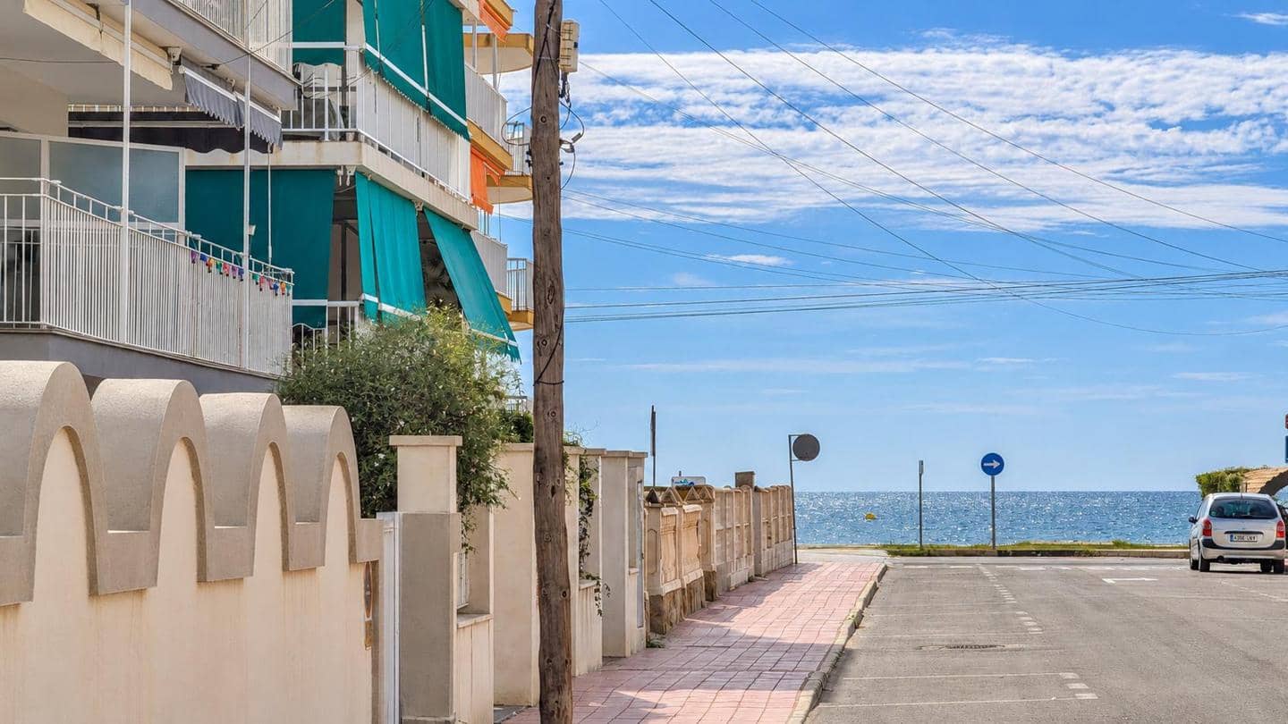 1 bedroom Flat for sale in Santa Pola with garage - € 137,000 (Ref: 10182106)