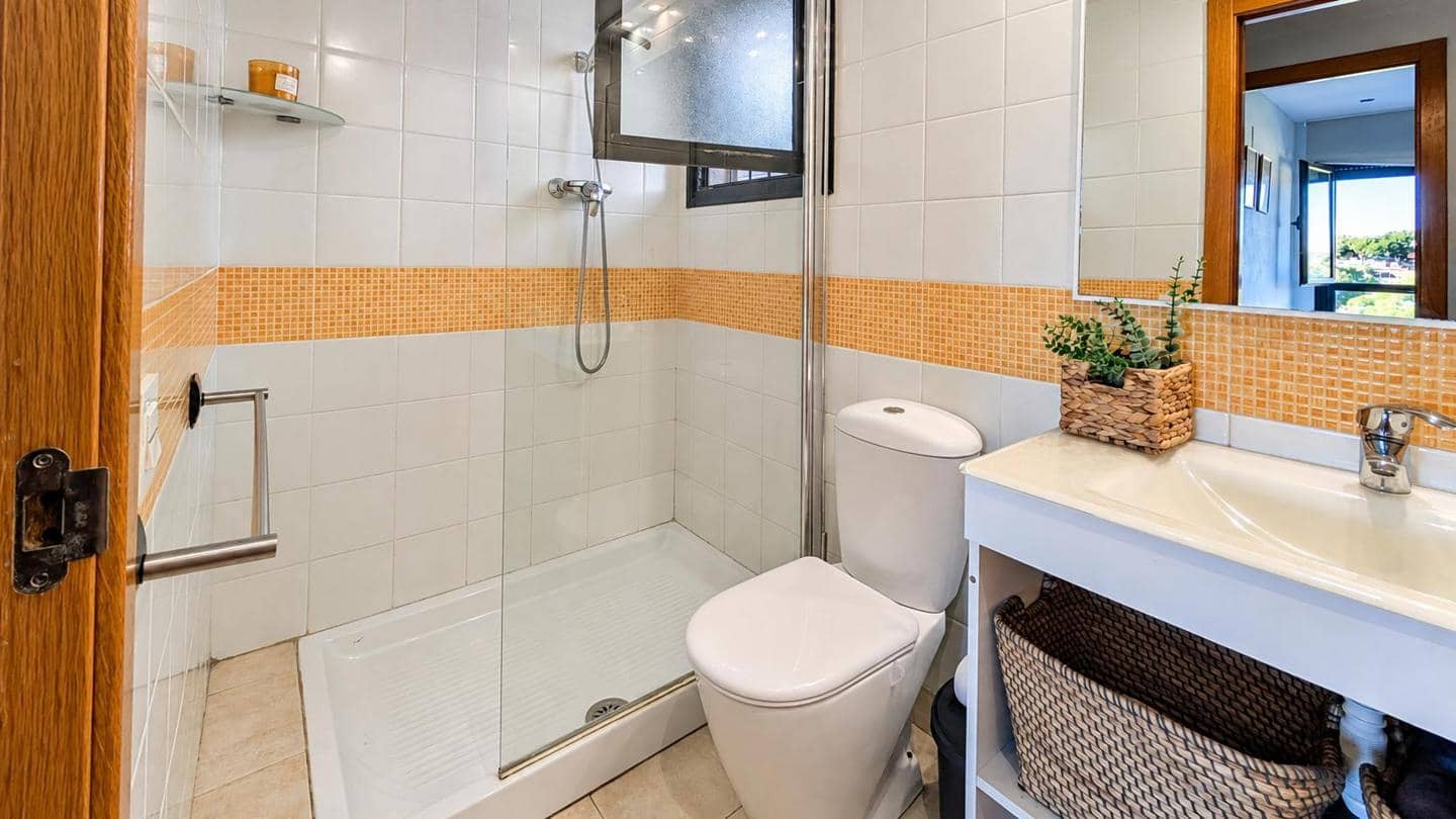 3 soverom Leilighet til salgs i Santa Pola med svømmebasseng garasje - € 365 000 (Ref: 10183259)