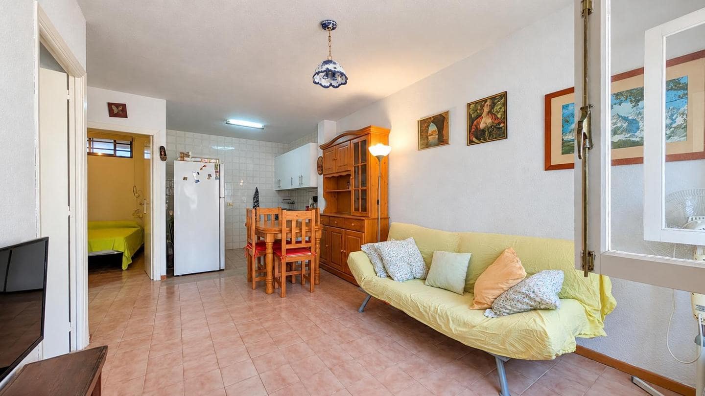 Bungalow de 2 habitaciones en Santa Pola en venta - 194.000 € (Ref: 10183490)